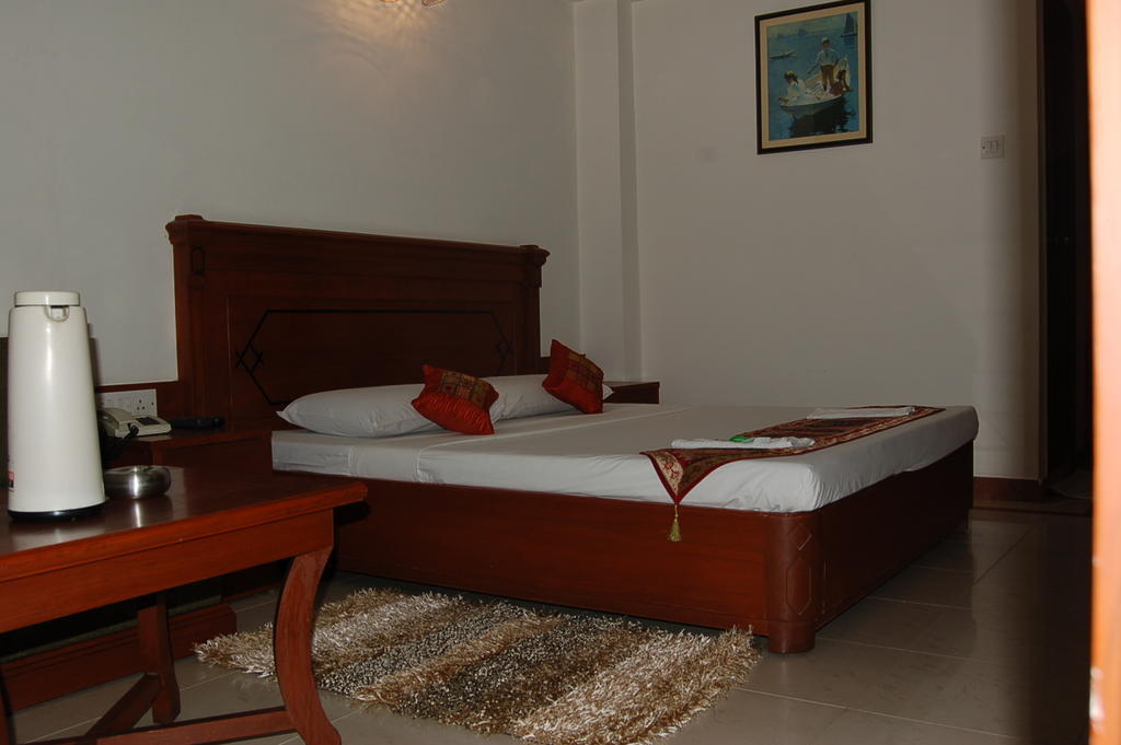 Hotel Kanishka Phg Bangalore Zimmer foto